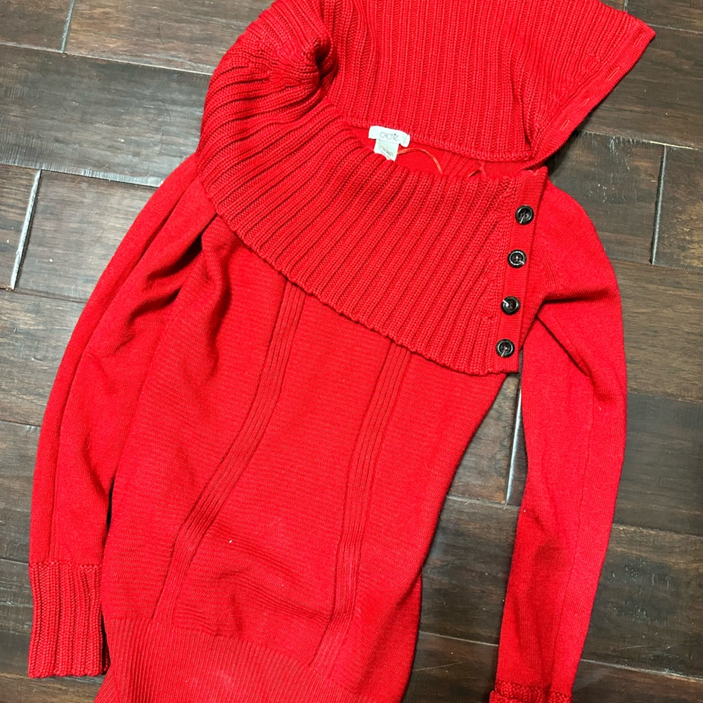 Gorgeous red big collar sweater